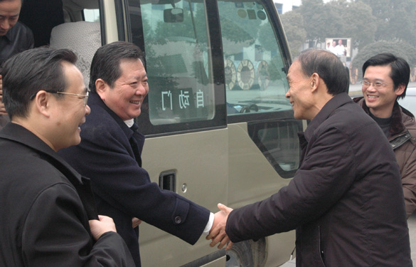 中国浦东干部学院副院长王金定一行来AG一飞冲天旅行考察